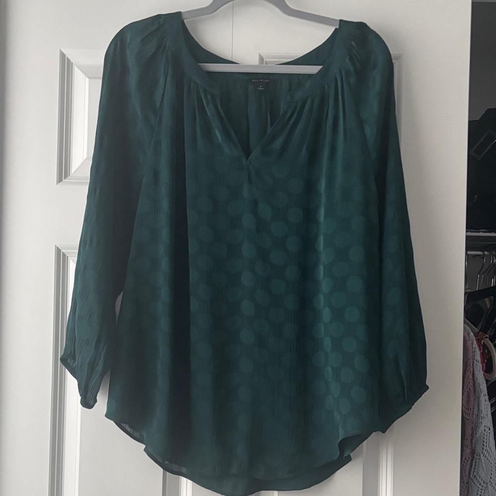 Ann Taylor Teal Blouse with Subtle Pattern